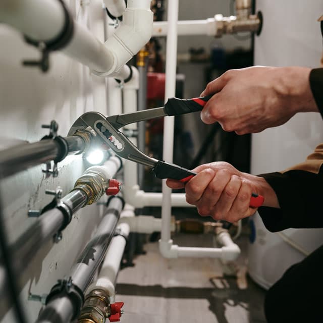 Reparaciones, instalaciones y sustituciones profesionales